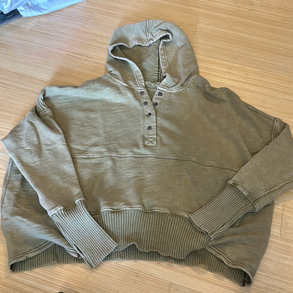 Free people pullover - size large